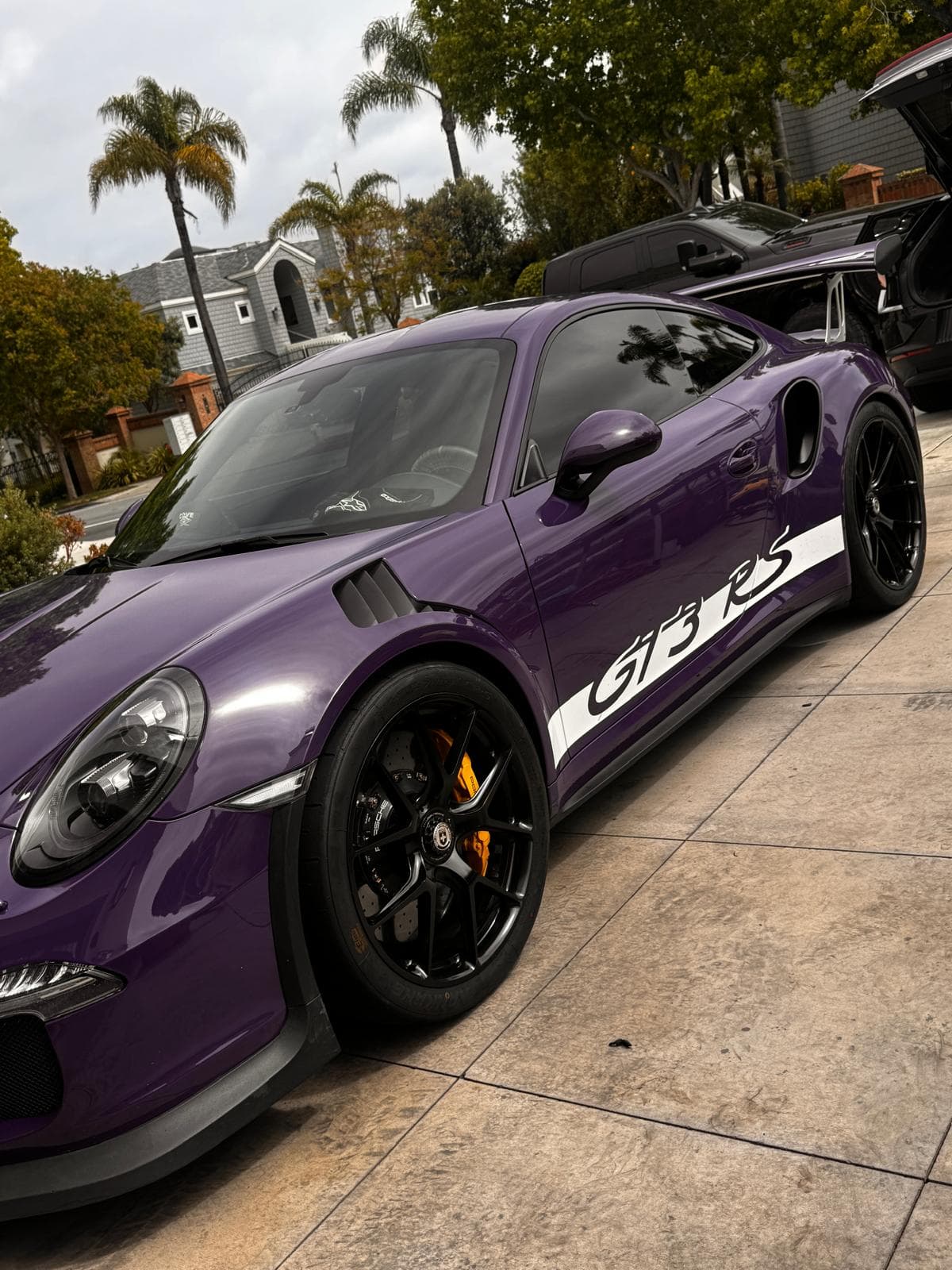Car detailing before and after - Fresh Flow Mobile Auto Spa
